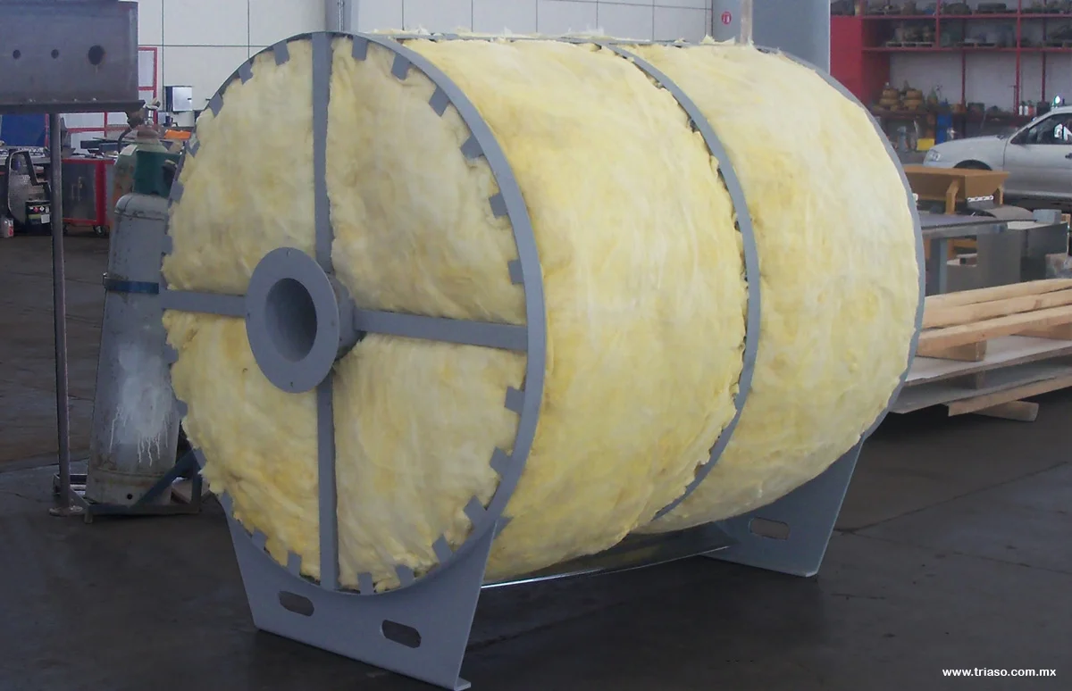 Oil heater thermal insulation